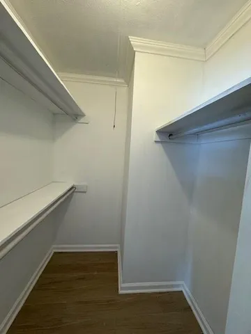 $1,750 | 3030 Edenborn Avenue, Unit 225, Metairie, LA 70002