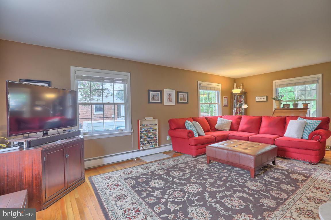 300 Pleasure Road Lancaster, PA 17601 - Photo 8 of 33 Gallery Image 8