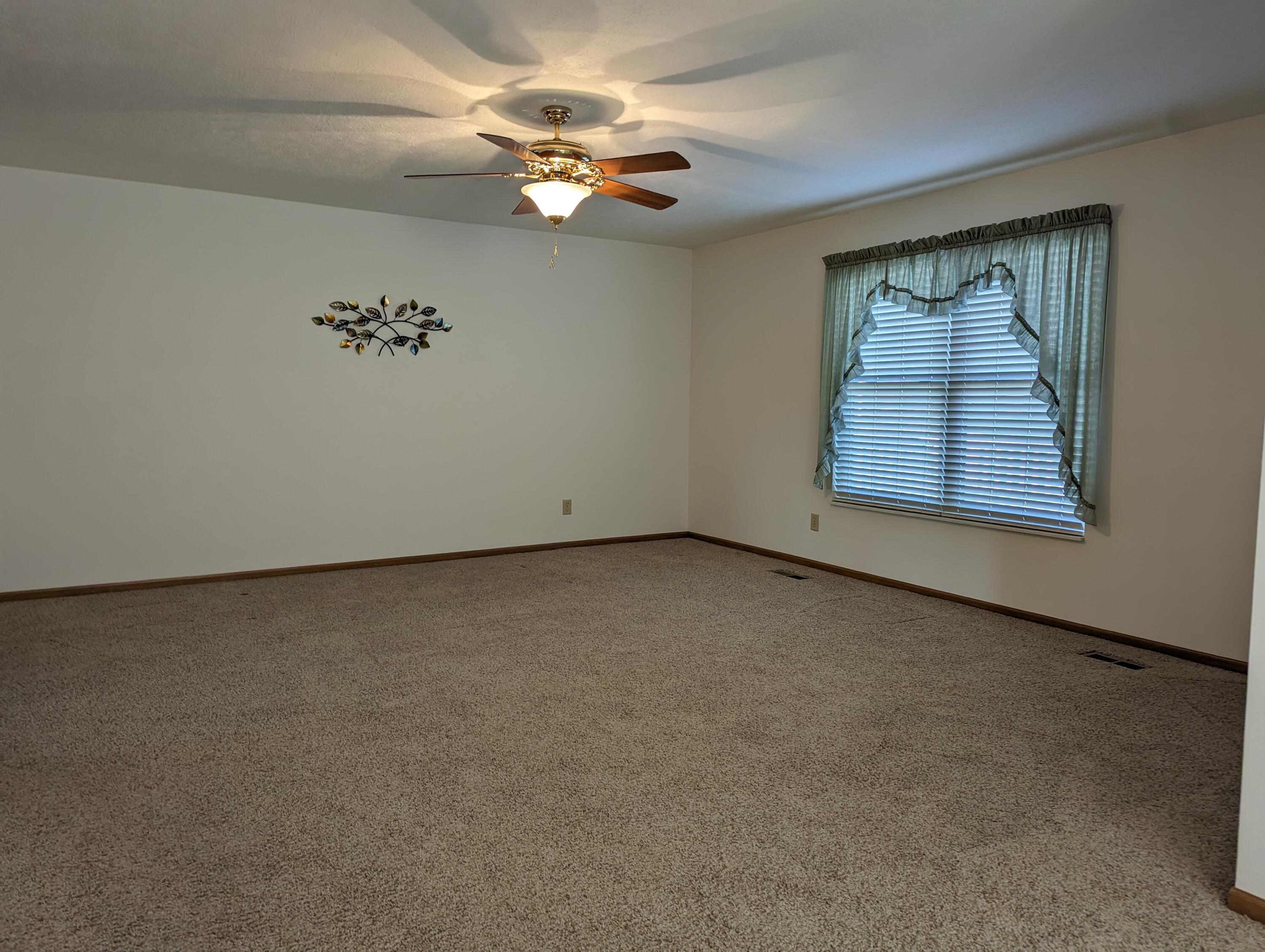 270 Hampton Trail Springfield, OH 45502 - Photo 12 of 28 Gallery Image 12