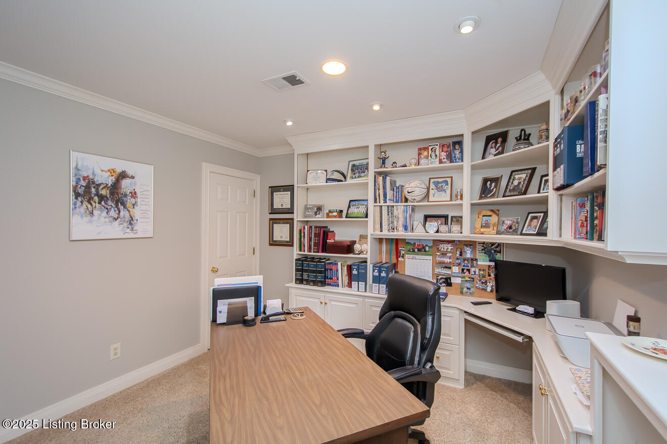 1102 Lodge Hill Road Louisville, KY 40223 - Photo 46 of 71 LodgeHill-53
