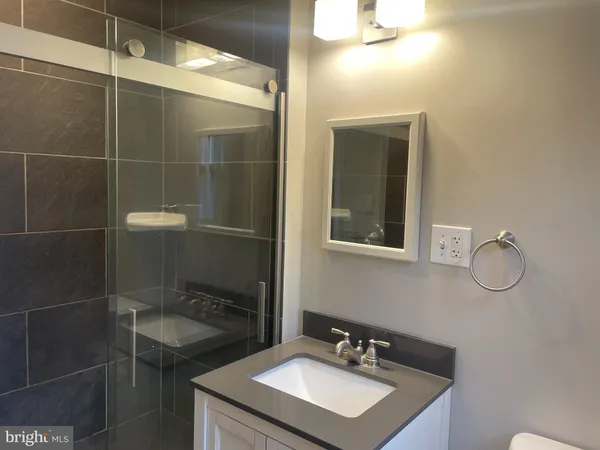 $1,500 | 7902 Garland Avenue, Unit 2, Takoma Park, MD 20912
