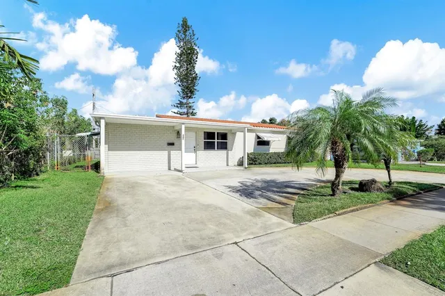 $425,000 | 341 Northwest 37th Street, Deerfield Beach, FL 33064