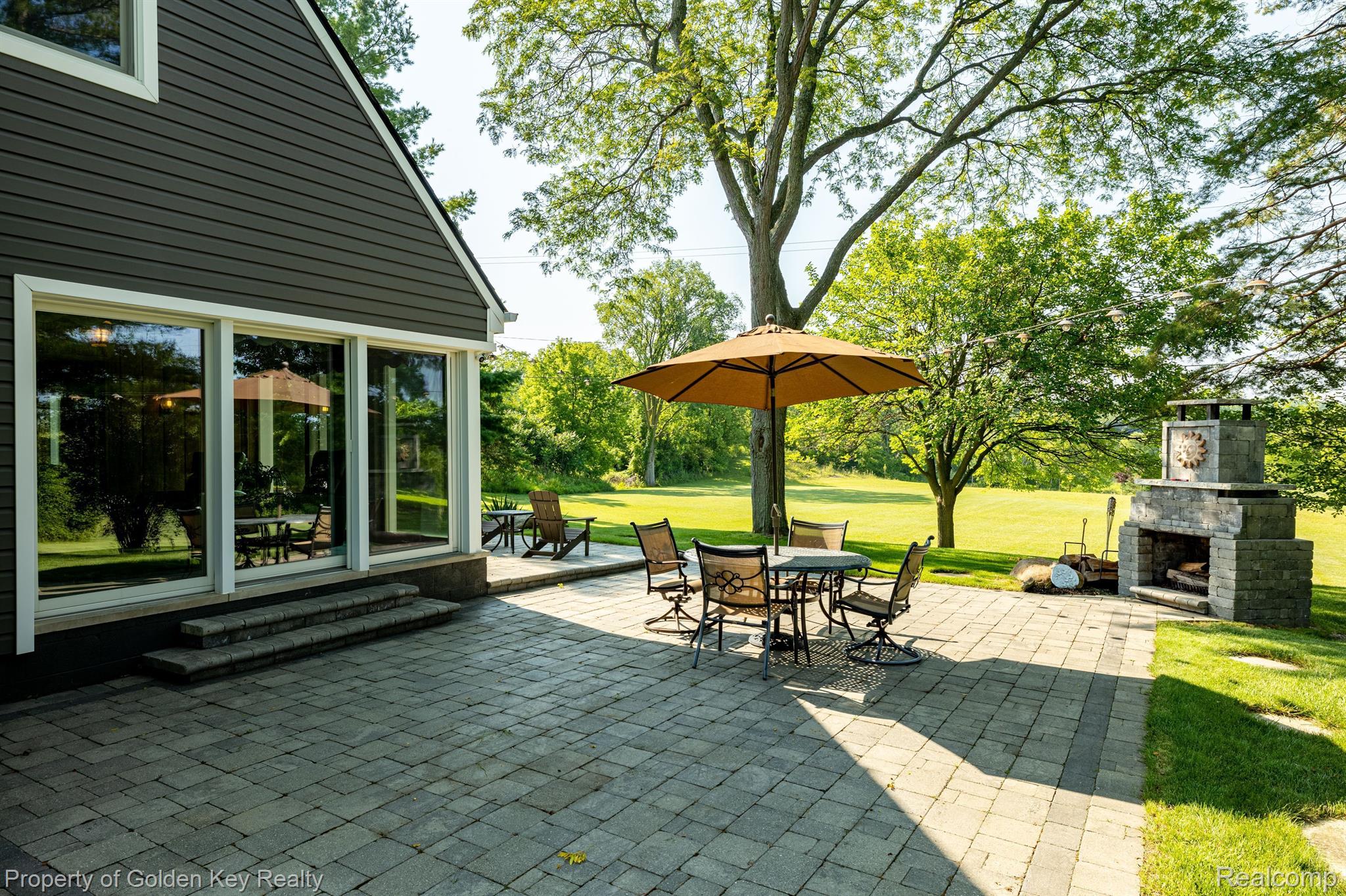 56515 9 Mile Road South Lyon, MI 48178 - Photo 26 of 36 Gallery Image 26