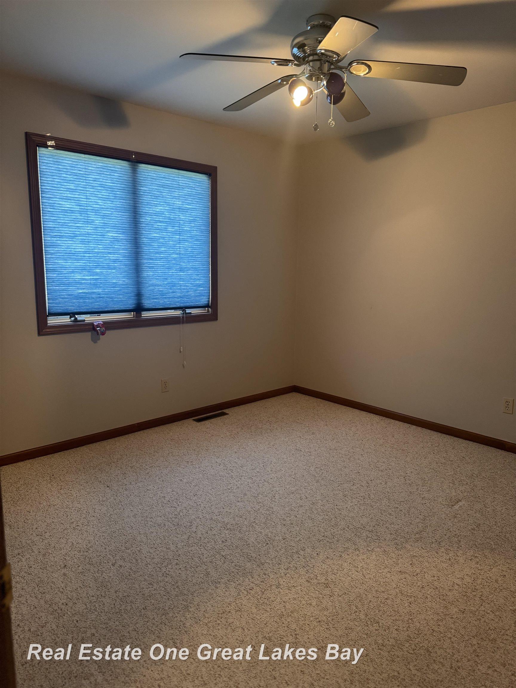 6870 Pierce Road Freeland, MI 48623 - Photo 14 of 22