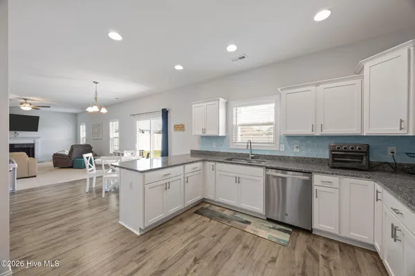 $2,450 | 2010 Grouper, New Bern, NC 28562