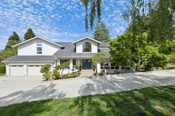$5,288,000 | 10 Salmark Court, Hillsborough, CA 94010