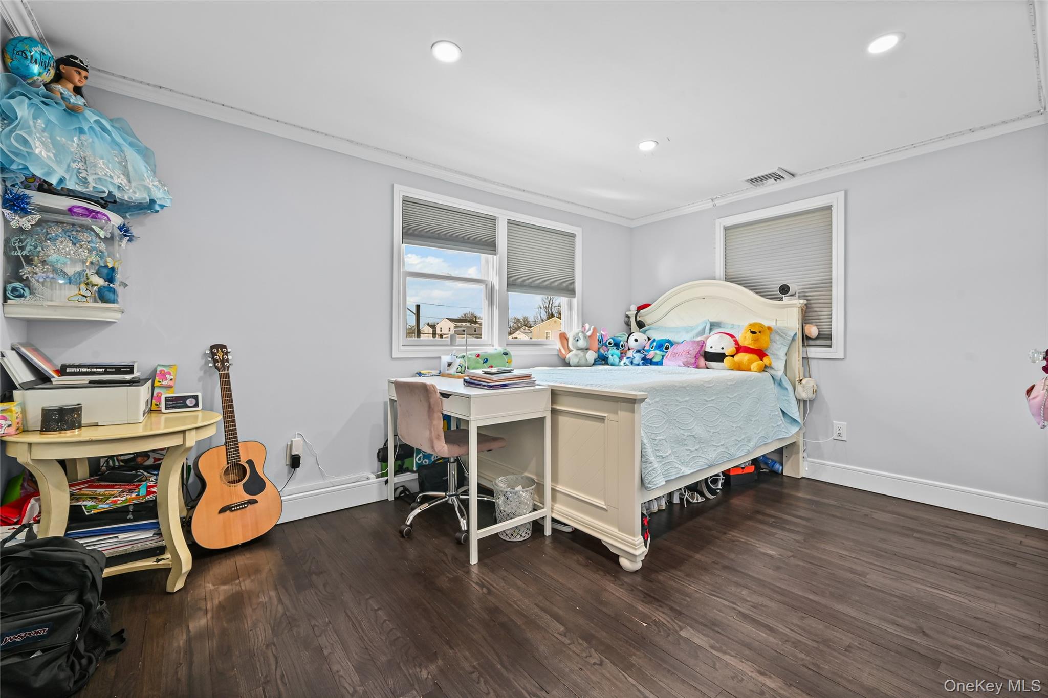 4185 Harriet Road Bethpage, NY 11714 - Photo 12 of 22