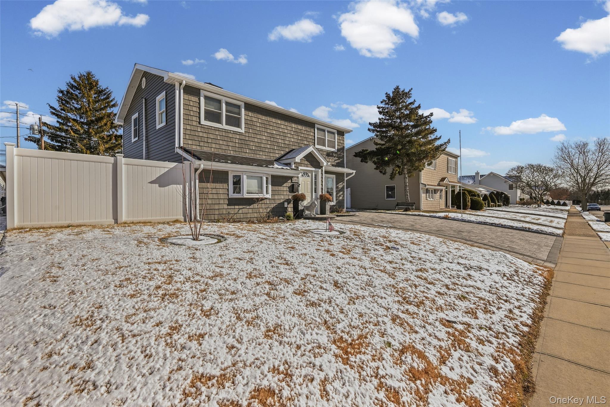 4185 Harriet Road Bethpage, NY 11714 - Photo 17 of 22