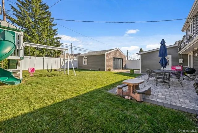 $899,999 | 4185 Harriet Road, Bethpage, NY 11714