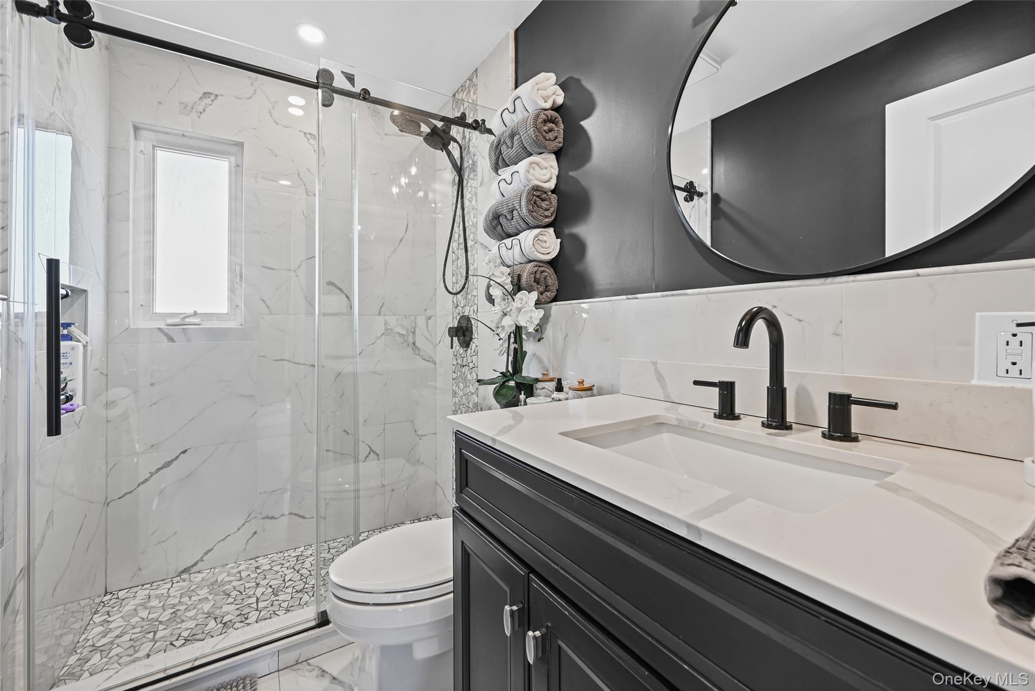 4185 Harriet Road Bethpage, NY 11714 - Photo 8 of 22