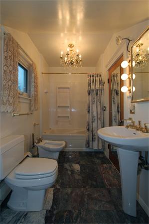 36 Rollinson Road Worcester, MA 01606 - Photo 11 of 18 Gallery Image 11