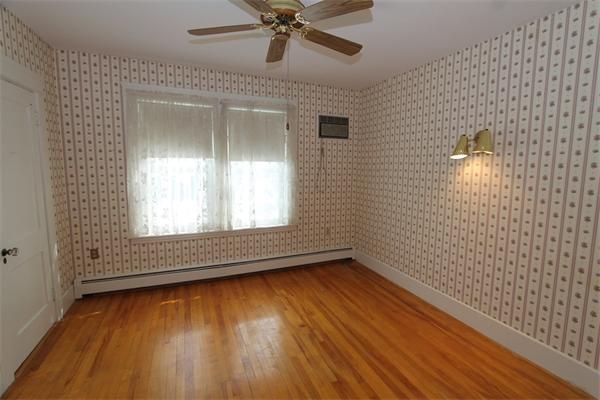 36 Rollinson Road Worcester, MA 01606 - Photo 14 of 18 Gallery Image 14