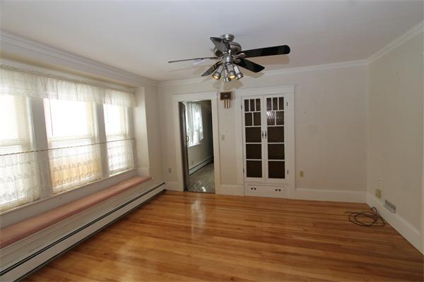 36 Rollinson Road Worcester, MA 01606 - Photo 4 of 18 Gallery Image 4