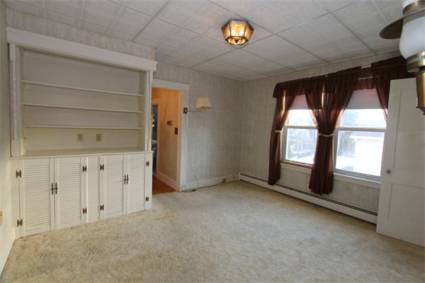 36 Rollinson Road Worcester, MA 01606 - Photo 10 of 18 Gallery Image 10