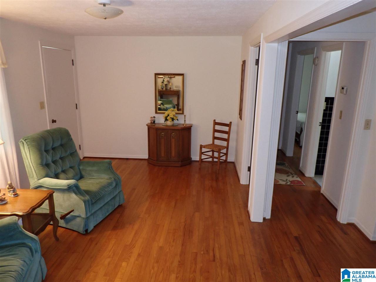 1064 Spring Valley Road Sylacauga, AL 35150 - Photo 8 of 19 Gallery Image 8