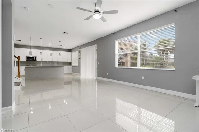 $625,000 | 14215 Manchester Drive, Naples, FL 34114