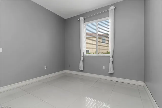 $625,000 | 14215 Manchester Drive, Naples, FL 34114