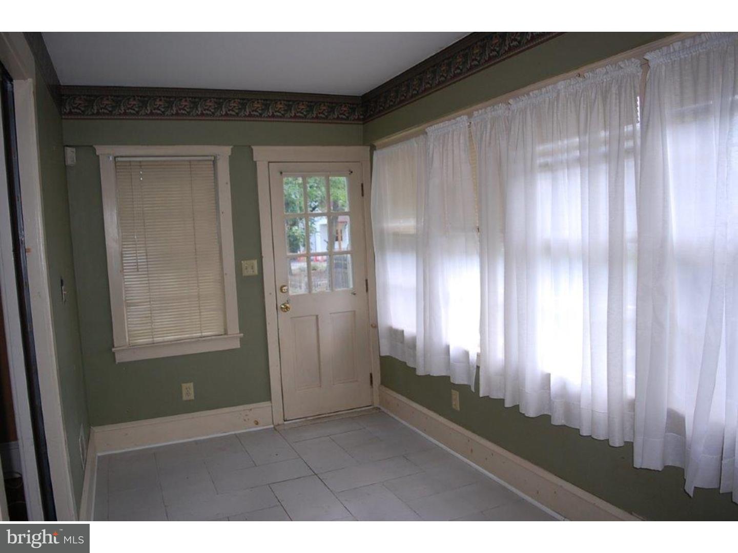 119 South Horace Street Woodbury, NJ 08096 - Photo 16 of 19 Sun Room