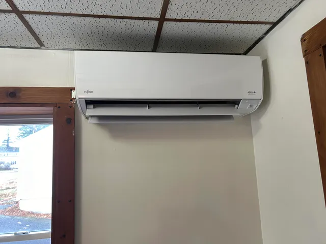 $298,000 | 35 Bath Road, Brunswick, ME 04011