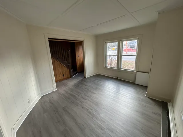 $298,000 | 35 Bath Road, Brunswick, ME 04011