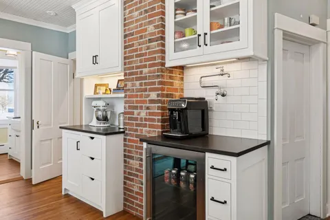 $875,000 | 420 Kielmeyer Avenue, Nerstrand, MN 55053