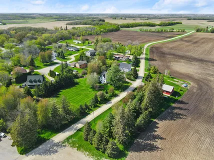 $875,000 | 420 Kielmeyer Avenue, Nerstrand, MN 55053