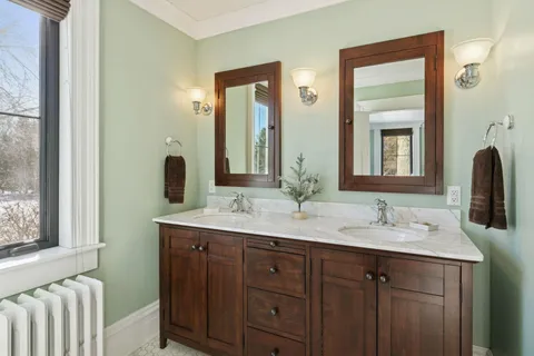 $875,000 | 420 Kielmeyer Avenue, Nerstrand, MN 55053