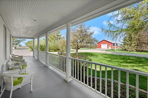 $875,000 | 420 Kielmeyer Avenue, Nerstrand, MN 55053