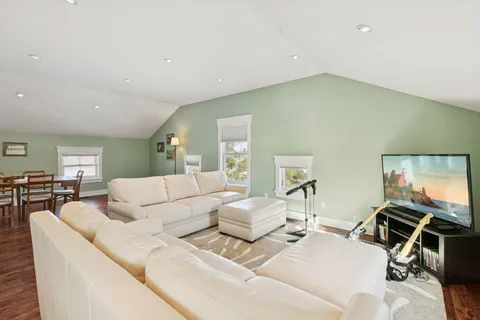 $875,000 | 420 Kielmeyer Avenue, Nerstrand, MN 55053