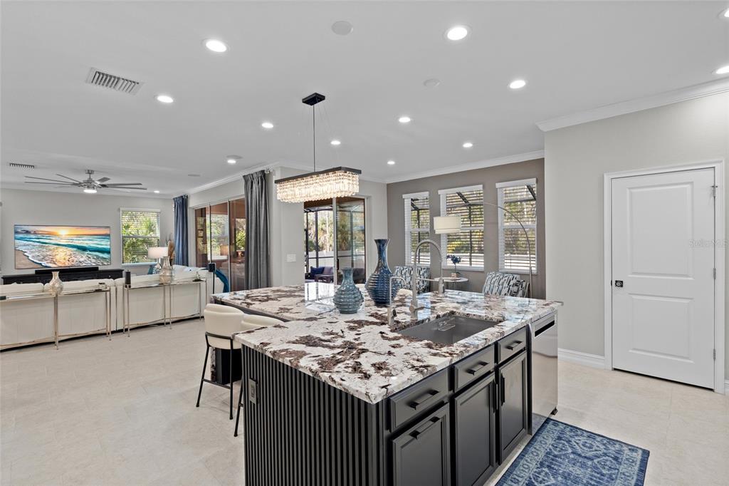 12123 Rustic River Way Tampa, FL 33635 - Photo 13 of 52