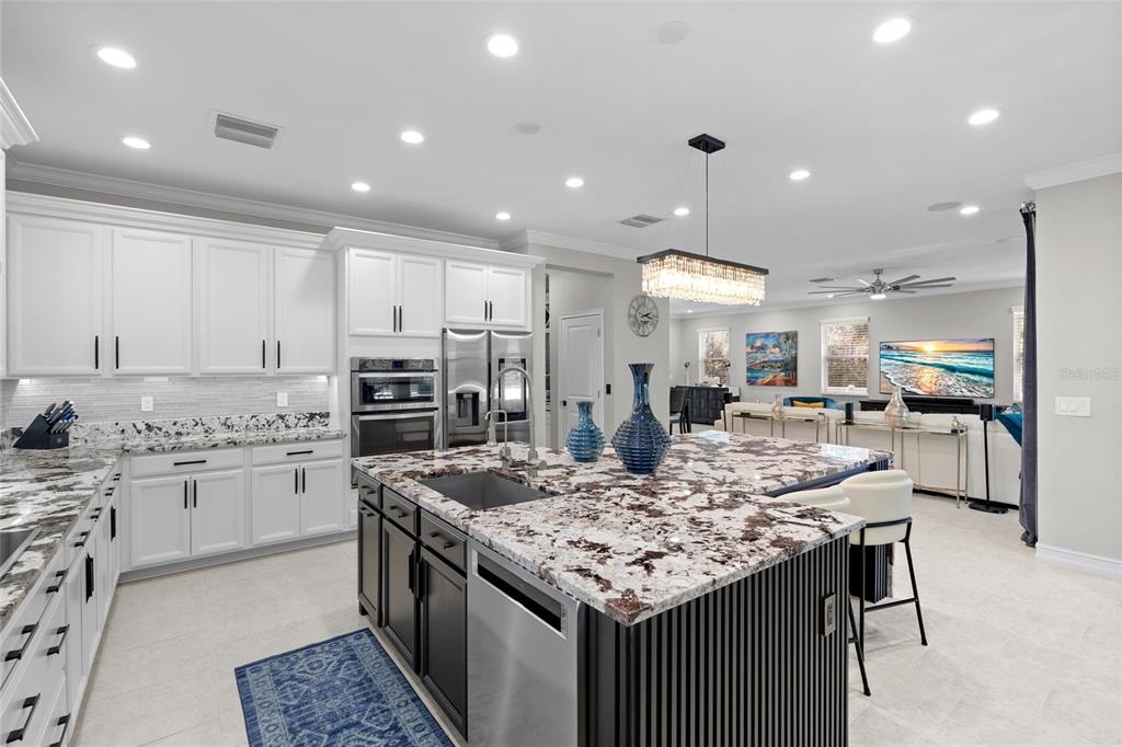 12123 Rustic River Way Tampa, FL 33635 - Photo 14 of 52