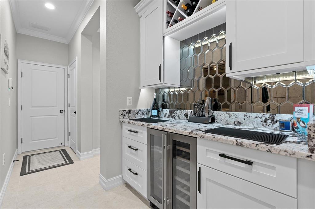 12123 Rustic River Way Tampa, FL 33635 - Photo 15 of 52