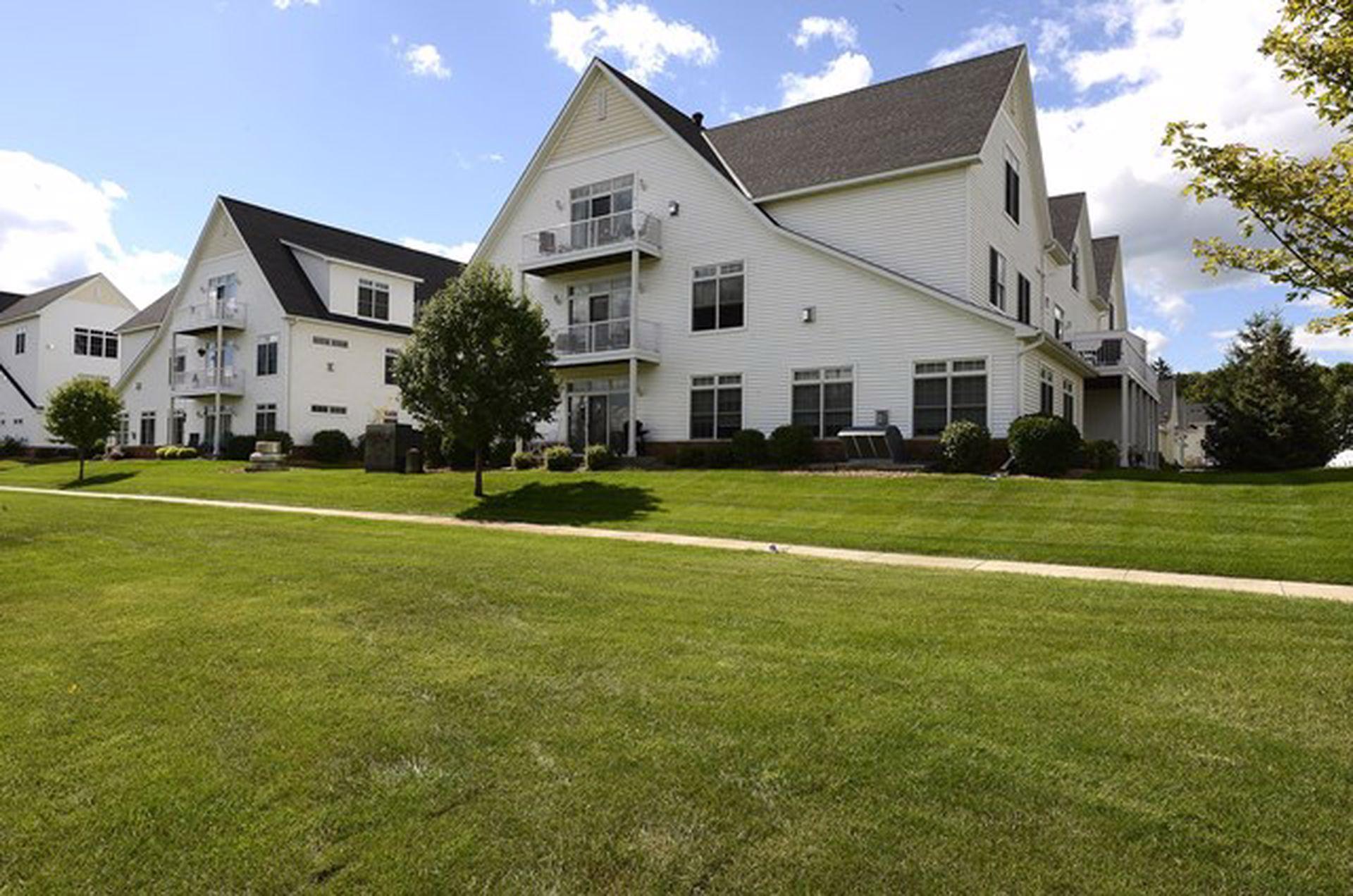 2150 Old School Road, Unit 252 Mound, MN 55364 - Photo 2 of 39