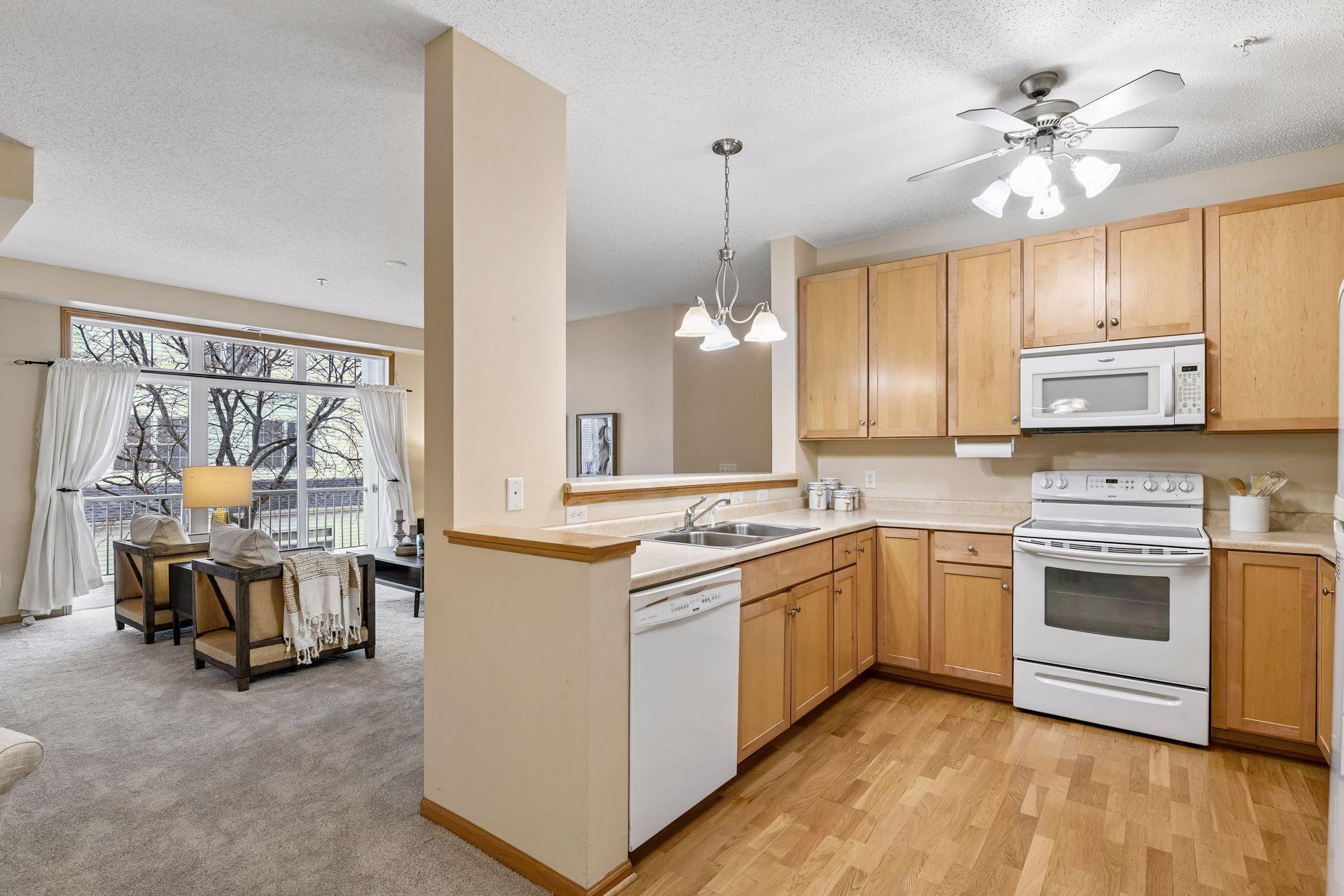 2150 Old School Road, Unit 252 Mound, MN 55364 - Photo 9 of 39