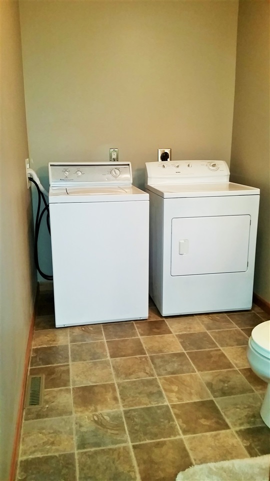 14525 Marion Center Road Hoagland, IN 46745 - Photo 12 of 24 Gallery Image 12