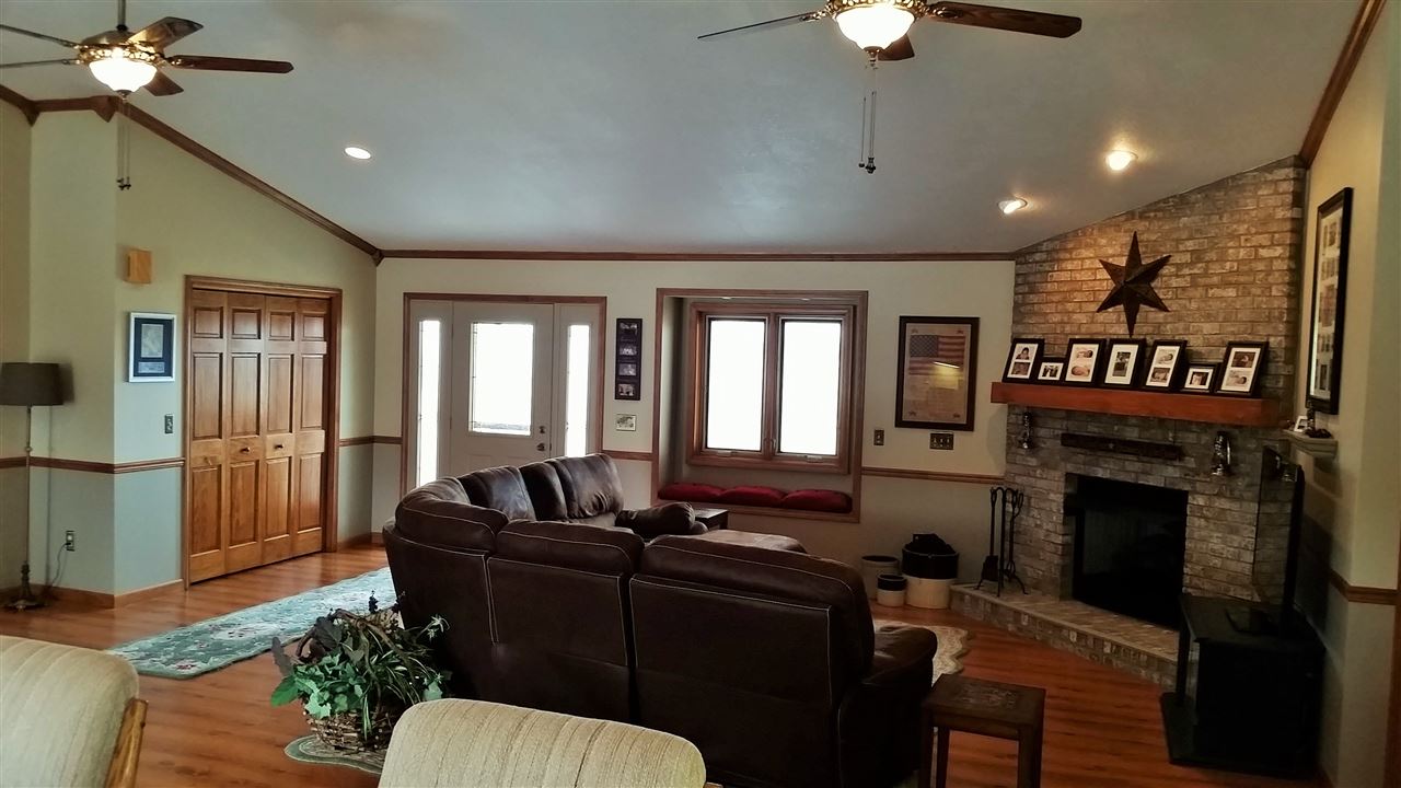 14525 Marion Center Road Hoagland, IN 46745 - Photo 7 of 24 Gallery Image 7