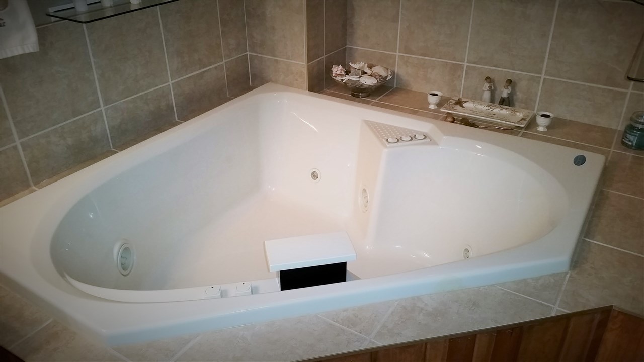 14525 Marion Center Road Hoagland, IN 46745 - Photo 10 of 24 Gallery Image 10