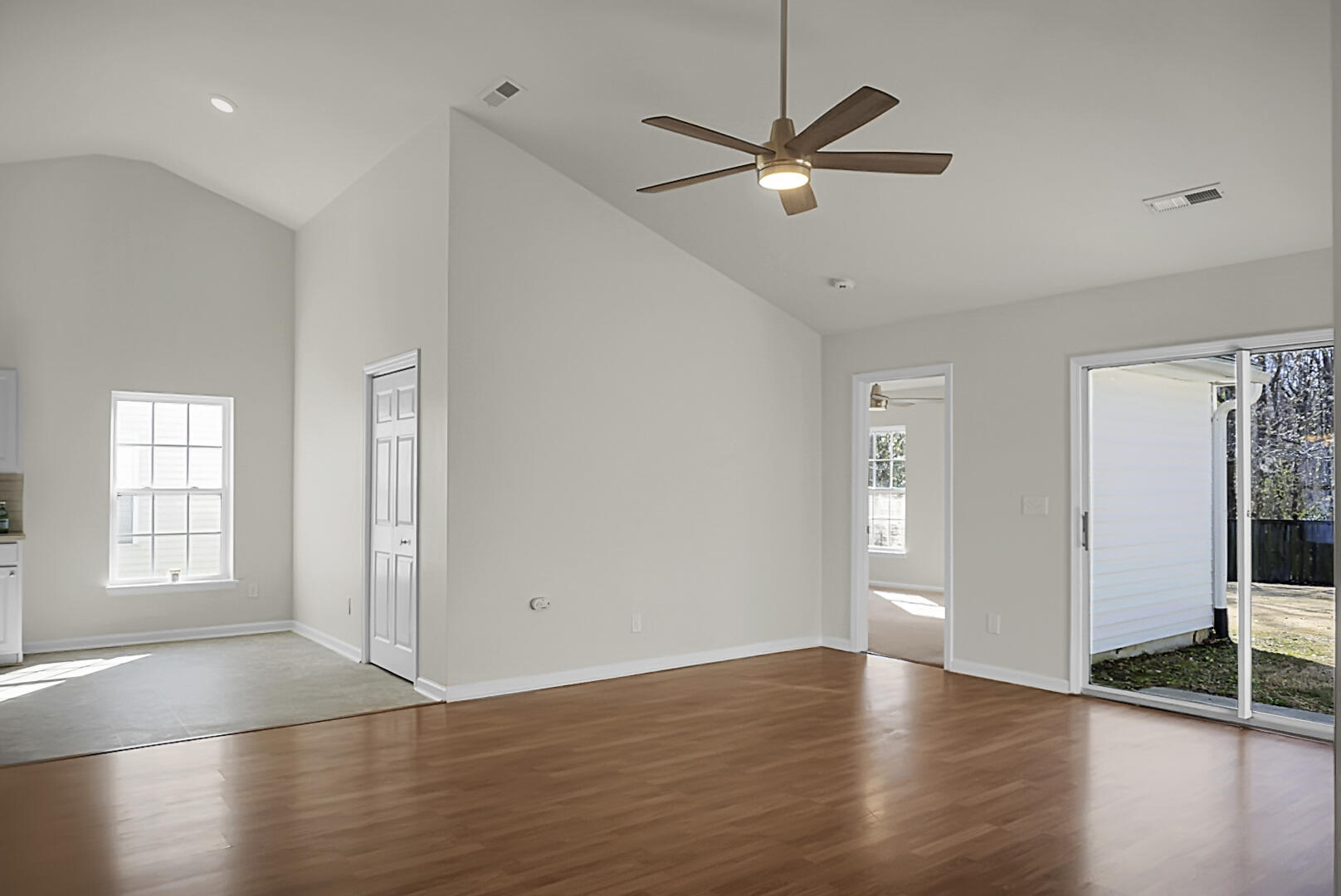 257 Border Road Goose Creek, SC 29445 - Photo 8 of 30 DSC09050