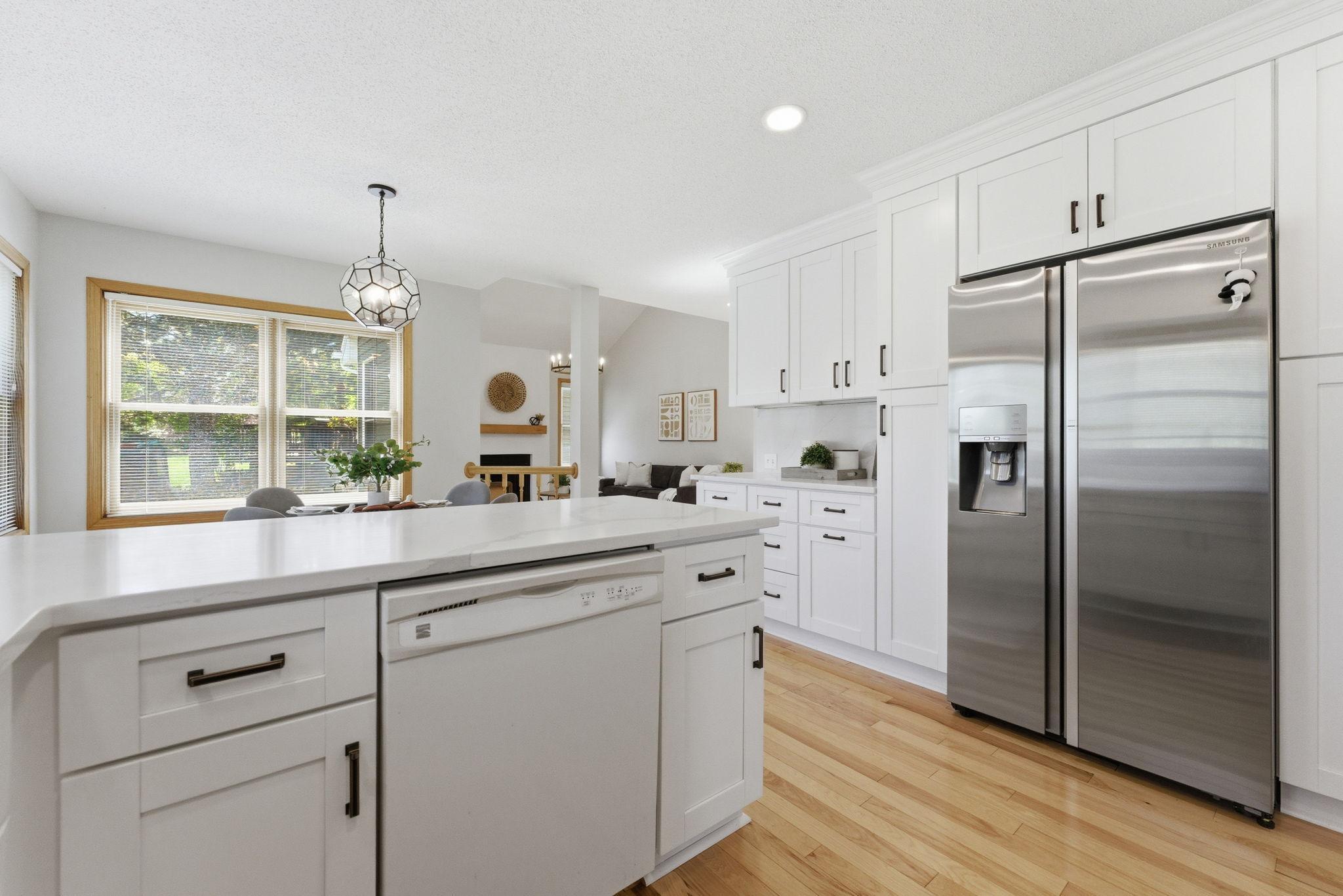 8655 Shepherd Way Eden Prairie, MN 55347 - Photo 13 of 63