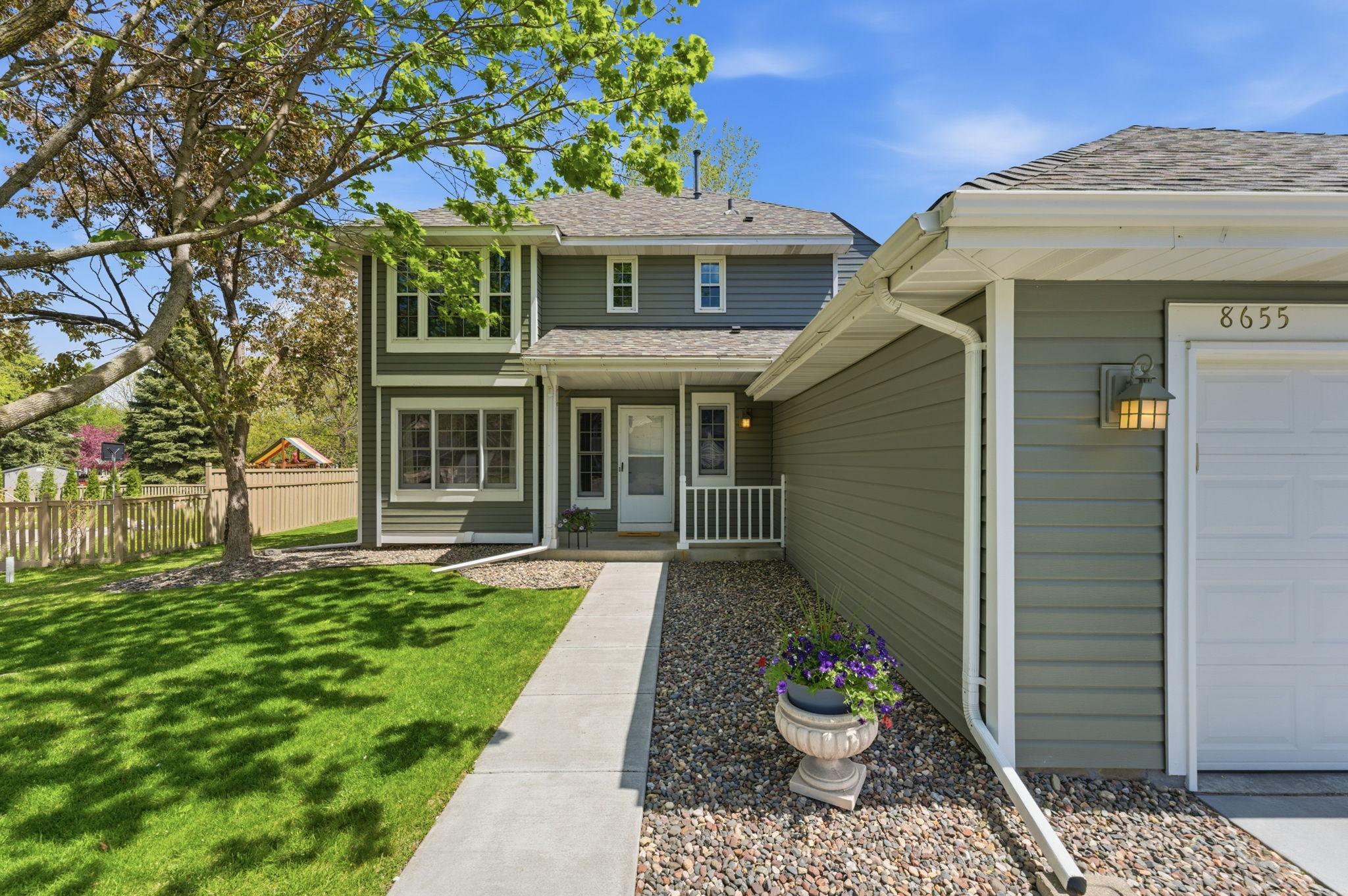 8655 Shepherd Way Eden Prairie, MN 55347 - Photo 3 of 63