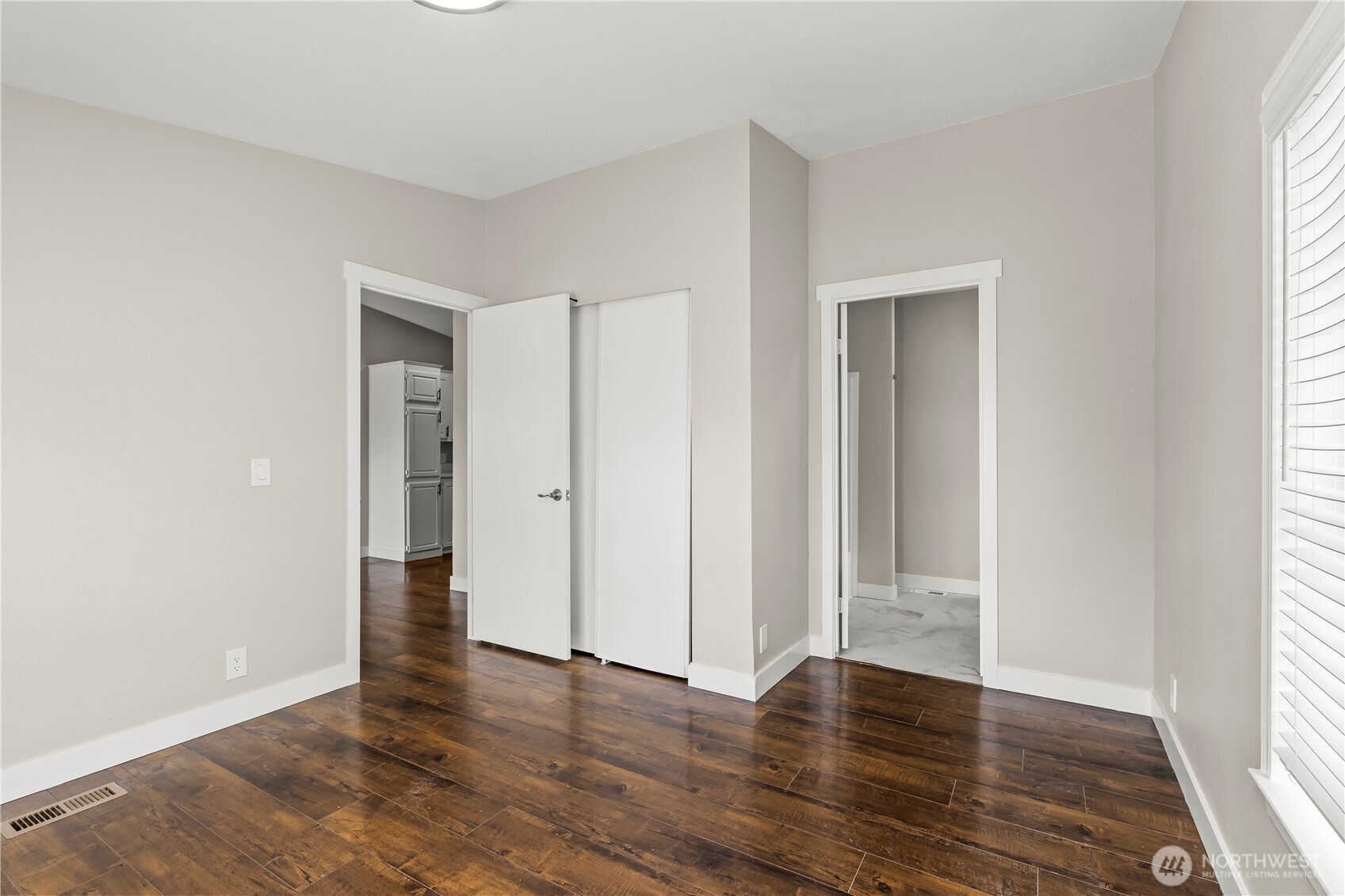 1112 Long Road, Unit 5 Centralia, WA 98531 - Photo 6 of 22