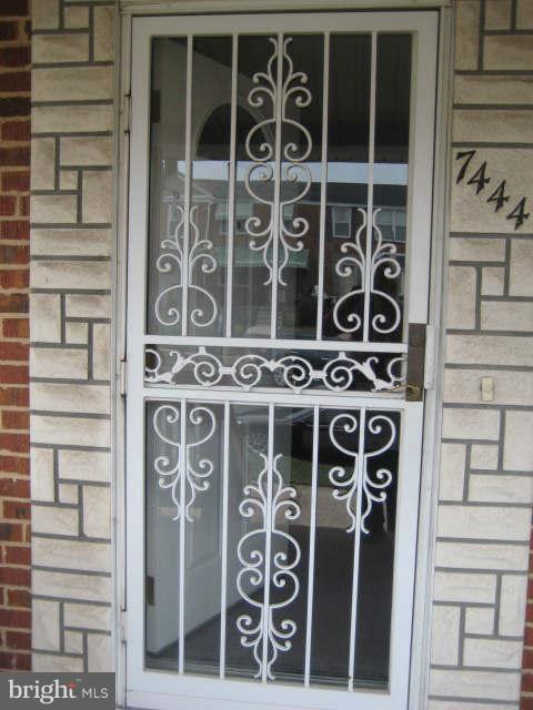 7444 Lawrence Road Baltimore, MD 21222 - Photo 2 of 30 Exterior (Front)