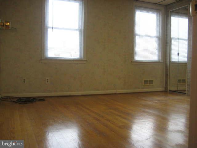 7444 Lawrence Road Baltimore, MD 21222 - Photo 11 of 30 Bedroom (Master)
