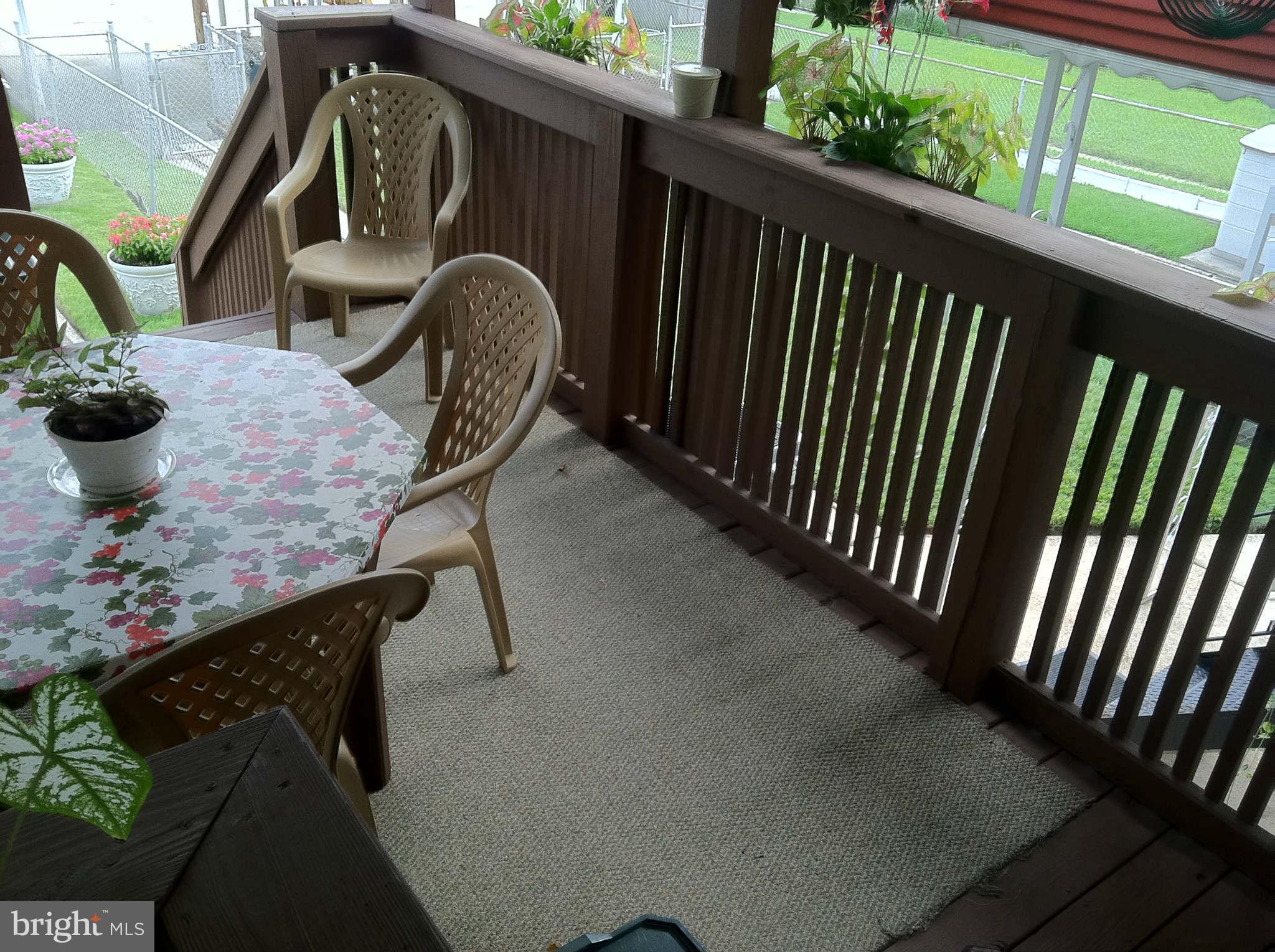 7444 Lawrence Road Baltimore, MD 21222 - Photo 21 of 30 rear deck