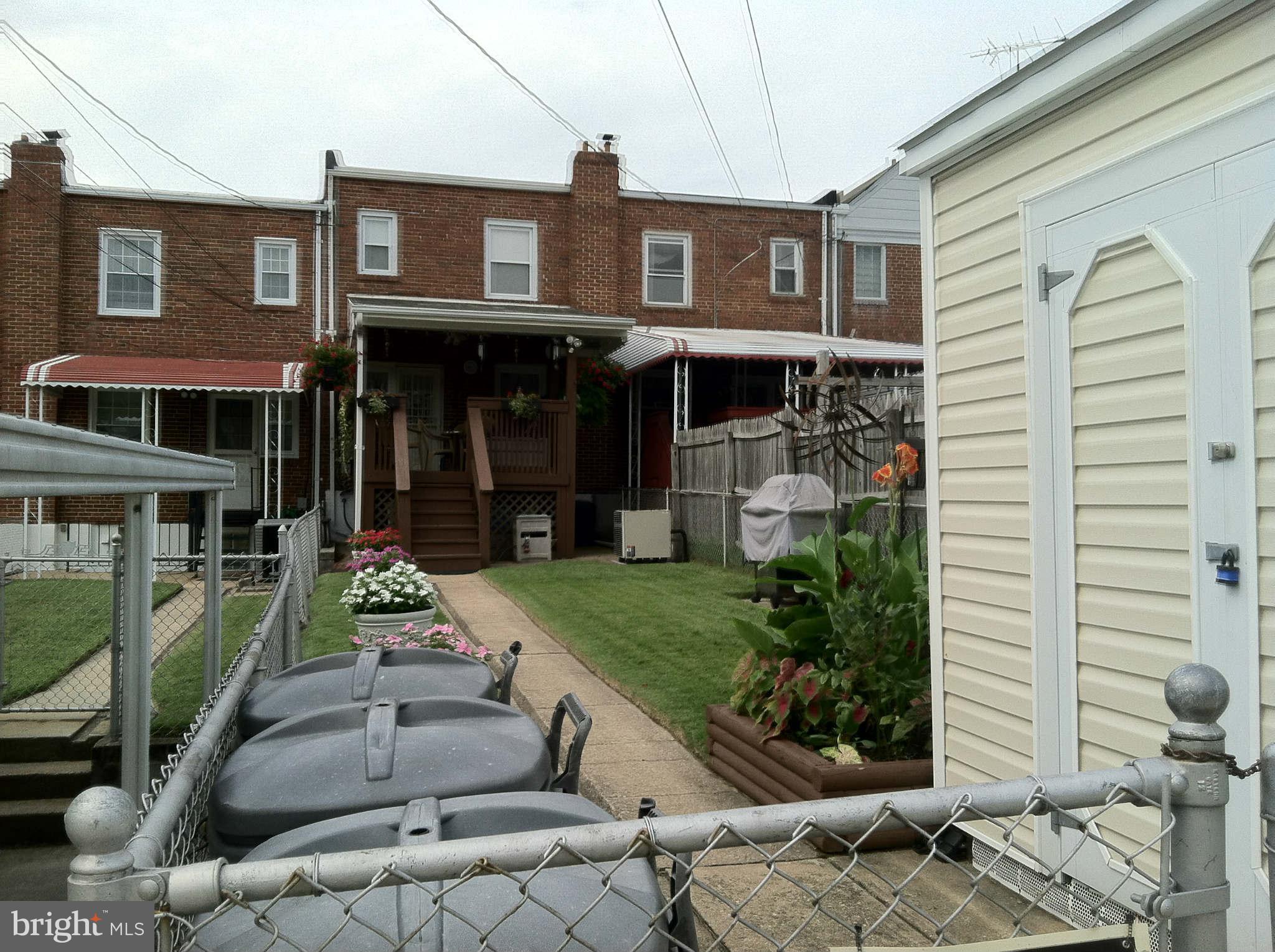 7444 Lawrence Road Baltimore, MD 21222 - Photo 26 of 30 fenced Back yard