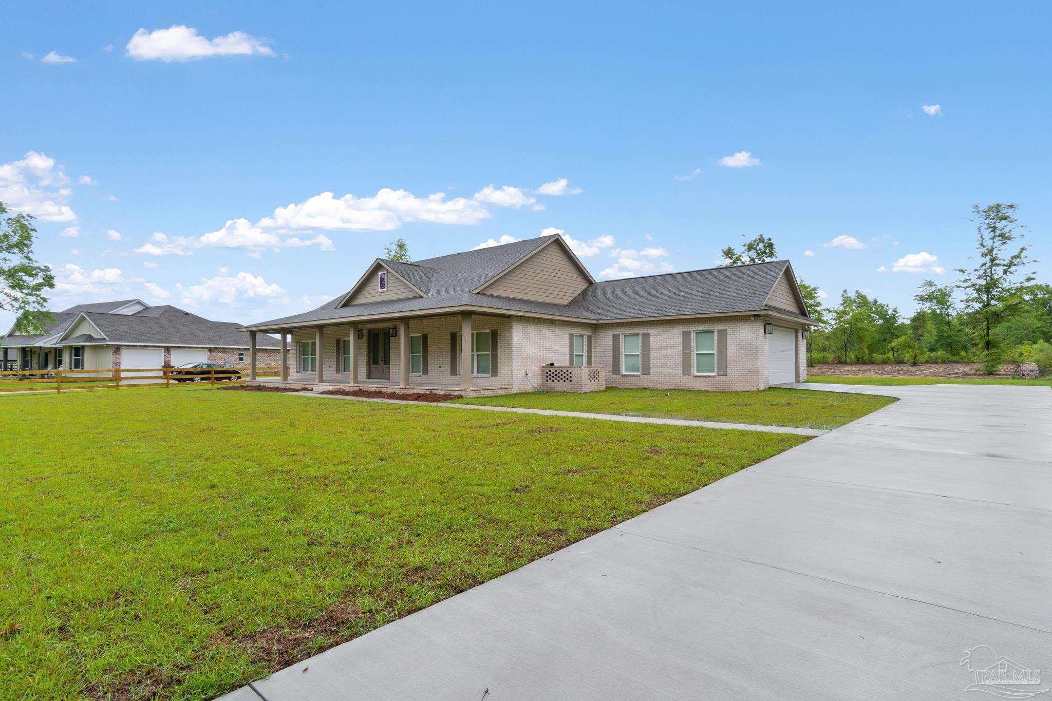 2740 Look Out Trail Milton, FL 32571 - Photo 3 of 34 Gallery Image 3