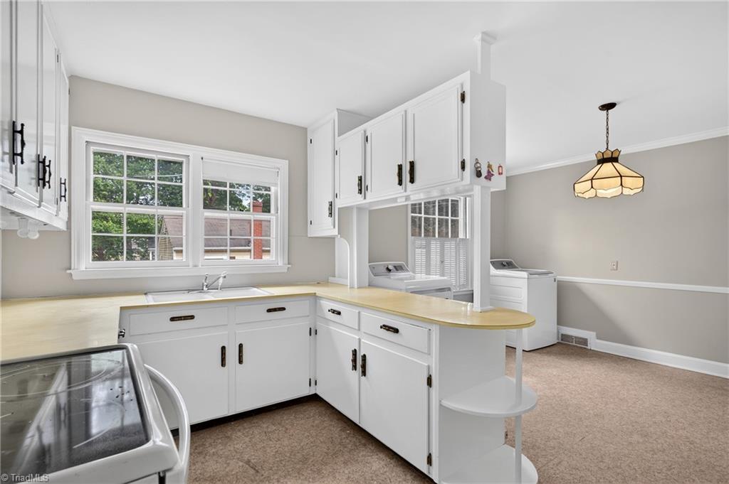 203 Ridgecrest Road Asheboro, NC 27203 - Photo 11 of 44