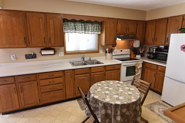 $199,900 | 134 Tennyson Street, Potosi, WI 53820