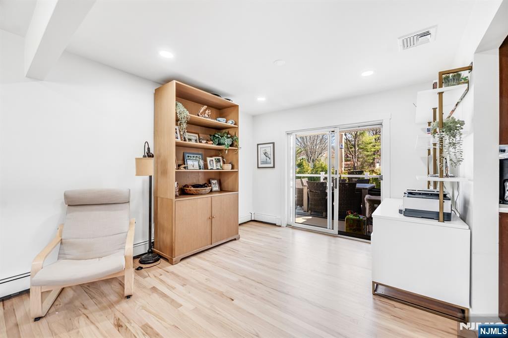 408 Chelsea Street Paramus, NJ 07652 - Photo 10 of 49