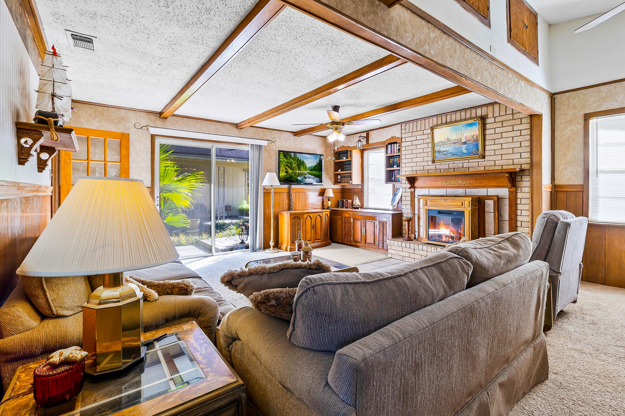 433 West Laurelia Road Corrigan, TX 75939 - Photo 9 of 44